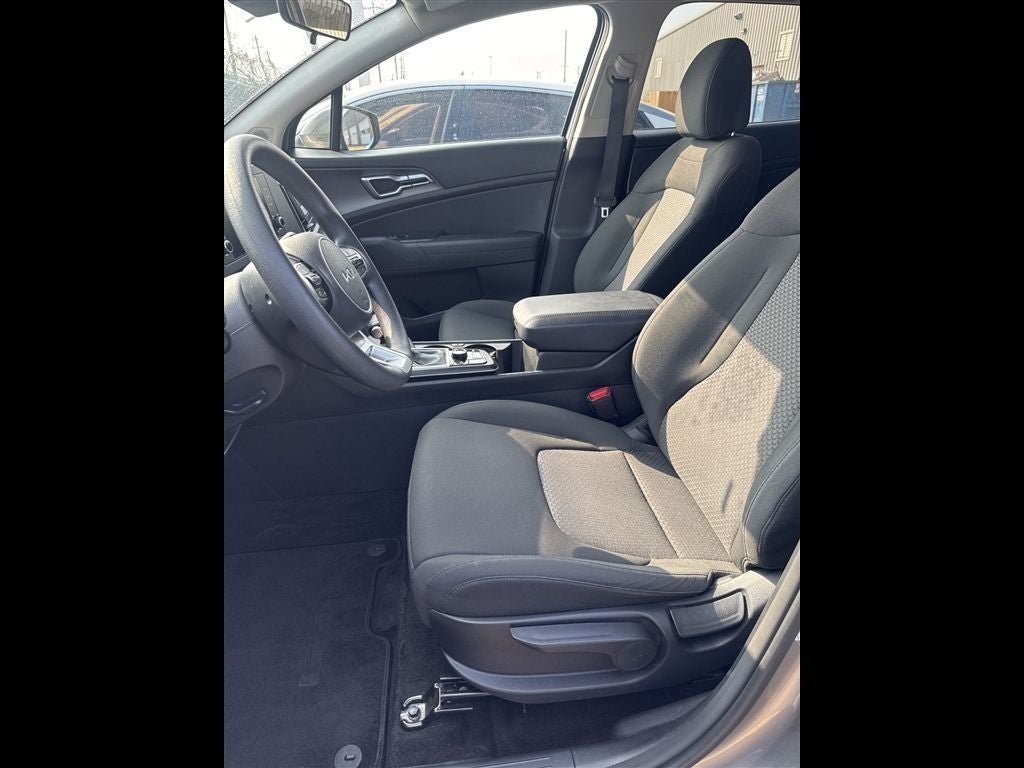 2025 Kia Sportage LX