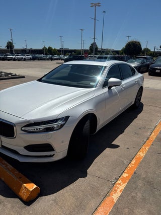 2018 Volvo S90 T5 Momentum