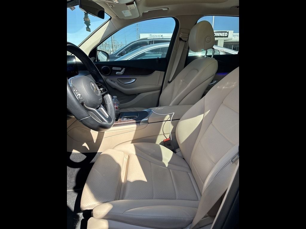 2021 Mercedes-Benz GLC GLC 300